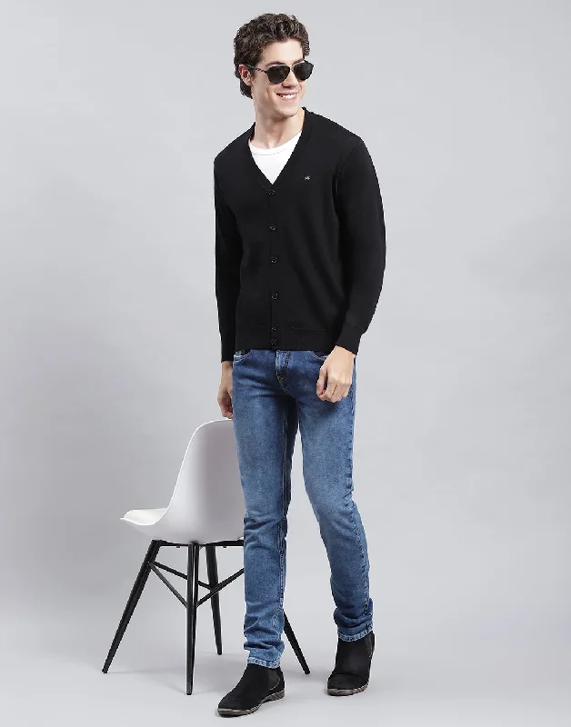 Shop men’s and women’s fashion at unbeatable prices today! Men Black Solid V Neck Full Sleeve Cardigan Shop men’s and women’s fashion at unbeatable prices today! Men Black Solid V Neck Full Sleeve Cardigan