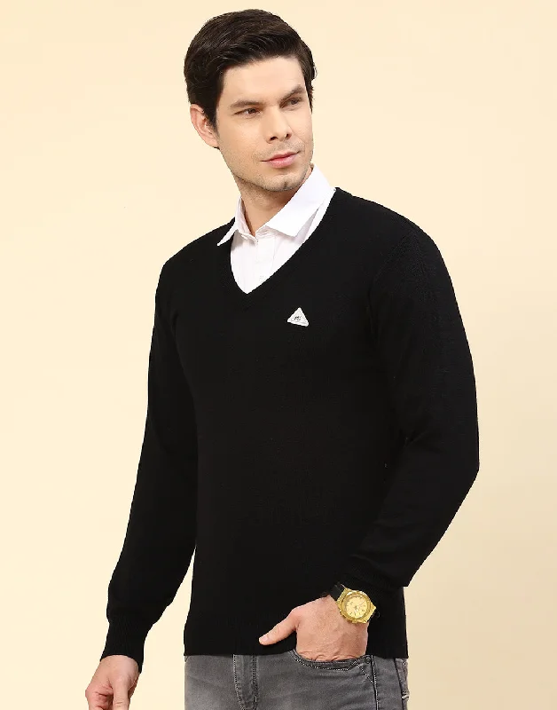 Shop now for the latest fashion trends and enjoy special promotions! Men Black Solid V Neck Full Sleeve Pullover Shop now for the latest fashion trends and enjoy special promotions! Men Black Solid V Neck Full Sleeve Pullover