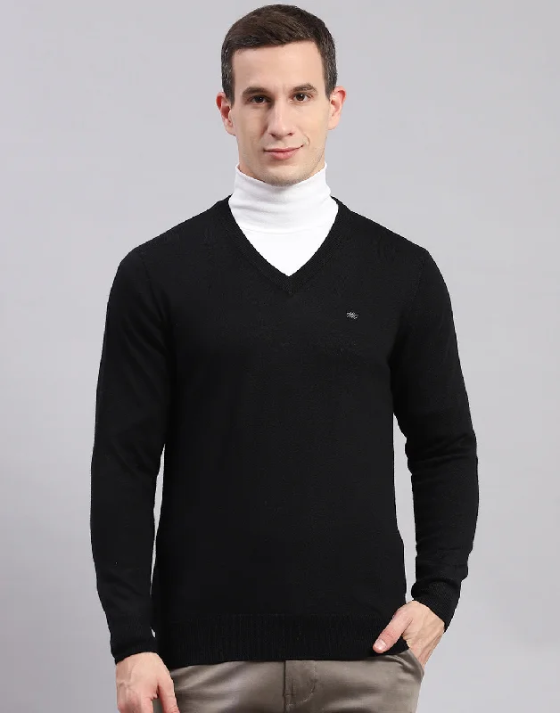 Exclusive offers on the latest clothing styles for men . Men Black Solid V Neck Full Sleeve Pullover Exclusive offers on the latest clothing styles for men . Men Black Solid V Neck Full Sleeve Pullover
