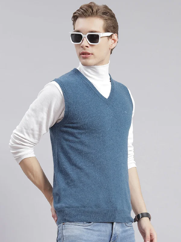 Save on men’s formal wear – perfect for your next event! Men Blue Solid V Neck Sleeveless Sweaters/Pullovers Save on men’s formal wear – perfect for your next event! Men Blue Solid V Neck Sleeveless Sweaters/Pullovers