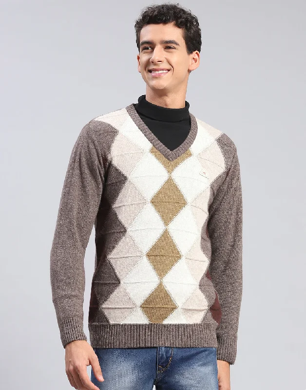 Exclusive online offer: Save 30% on all men's clothing. Men Brown Self Design V Neck Full Sleeve Pullover Exclusive online offer: Save 30% on all men's clothing. Men Brown Self Design V Neck Full Sleeve Pullover