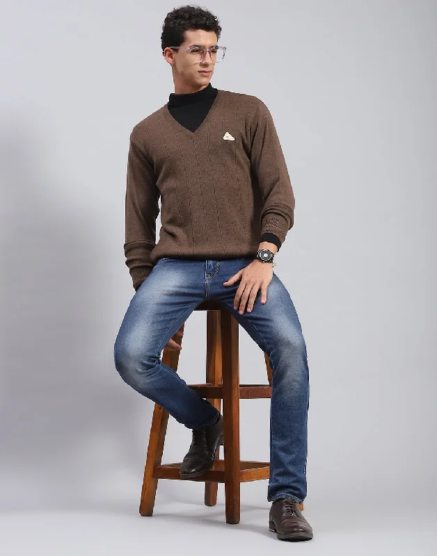 – Shop trendy clothing now.  Men Brown Solid V Neck Full Sleeve Pullover