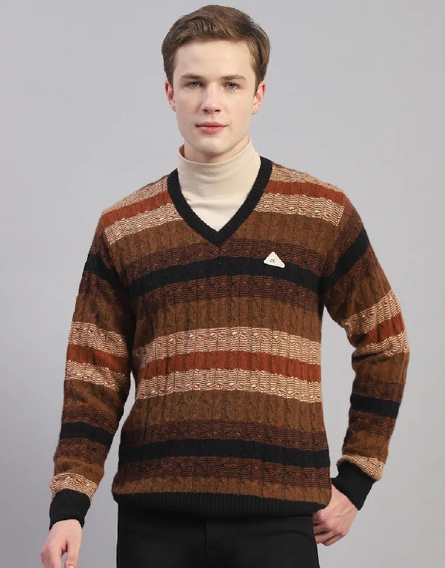 Shop our men's clothing collection for the best prices of the season. Men Brown Stripe V Neck Full Sleeve Pullover Shop our men's clothing collection for the best prices of the season. Men Brown Stripe V Neck Full Sleeve Pullover