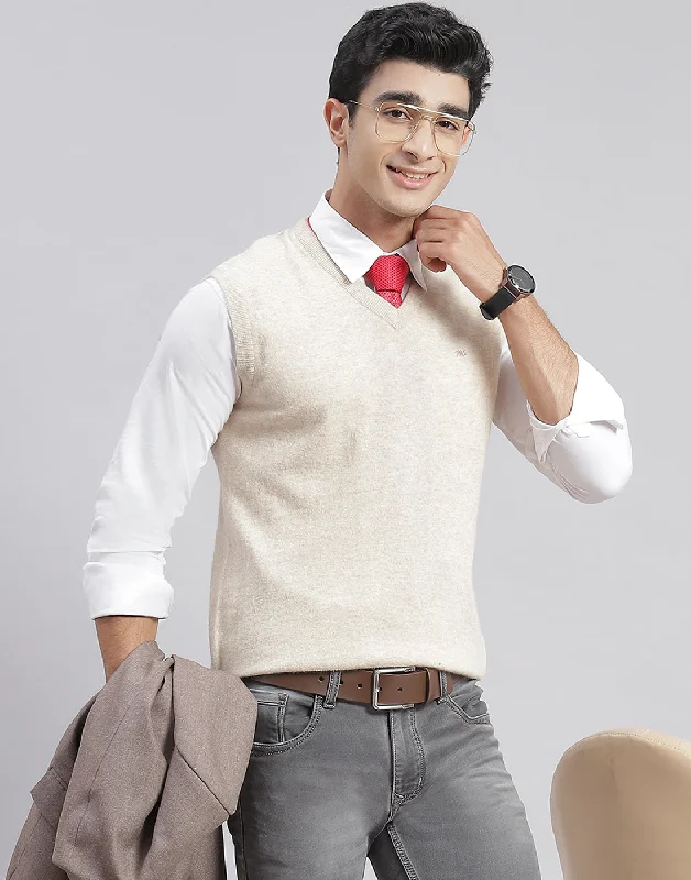 Buy more, save more –  Men Cream Solid V Neck Sleeveless Sweater