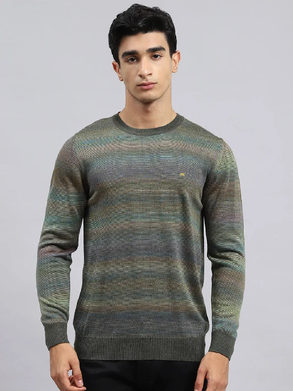 Save on top-selling fashion styles – Big discounts on men’s clothing. Men Green Self Pullover Save on top-selling fashion styles – Big discounts on men’s clothing. Men Green Self Pullover
