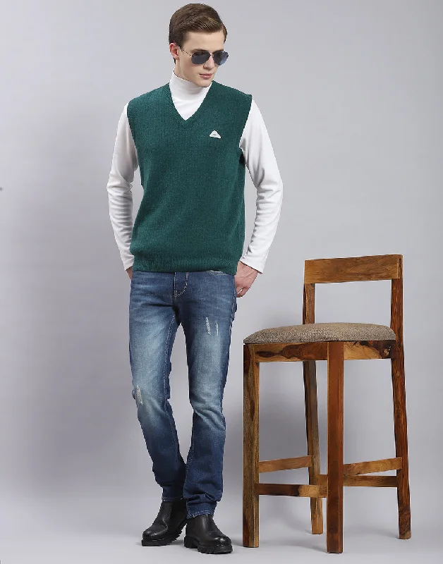 Shop men’s and women’s fashion at unbeatable prices today! Men Green Solid V Neck Sleeveless Sweater Shop men’s and women’s fashion at unbeatable prices today! Men Green Solid V Neck Sleeveless Sweater