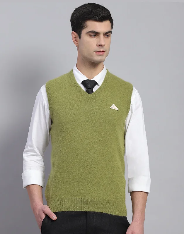 Fresh clothing styles are here – Shop now for exclusive discounts! Men Green Solid V Neck Sleeveless Sweater Fresh clothing styles are here – Shop now for exclusive discounts! Men Green Solid V Neck Sleeveless Sweater