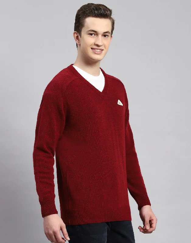Men’s wardrobe essentials now at unbeatable prices. Men Maroon Solid V Neck Full Sleeve Pullover Men’s wardrobe essentials now at unbeatable prices. Men Maroon Solid V Neck Full Sleeve Pullover