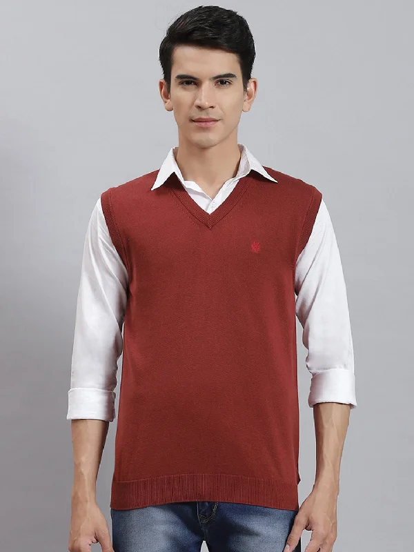 Best deals on men’s clothing – Sale ends soon, shop today! Men Maroon Solid V Neck Sleeveless Sweaters/Pullovers Best deals on men’s clothing – Sale ends soon, shop today! Men Maroon Solid V Neck Sleeveless Sweaters/Pullovers