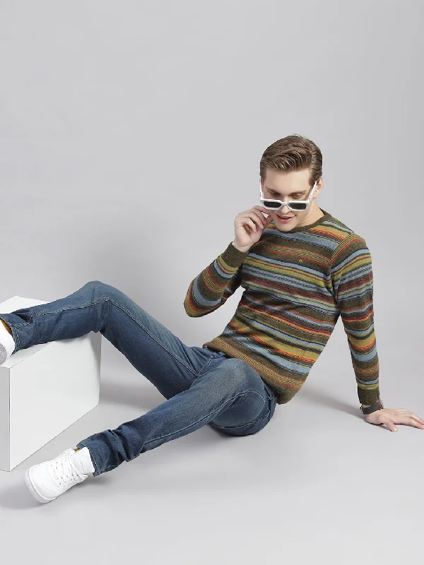 Take advantage of our men’s fashion sale – it’s your time to save! Men Olive Stripe Round Neck Full Sleeve Sweaters/Pullovers Take advantage of our men’s fashion sale – it’s your time to save! Men Olive Stripe Round Neck Full Sleeve Sweaters/Pullovers
