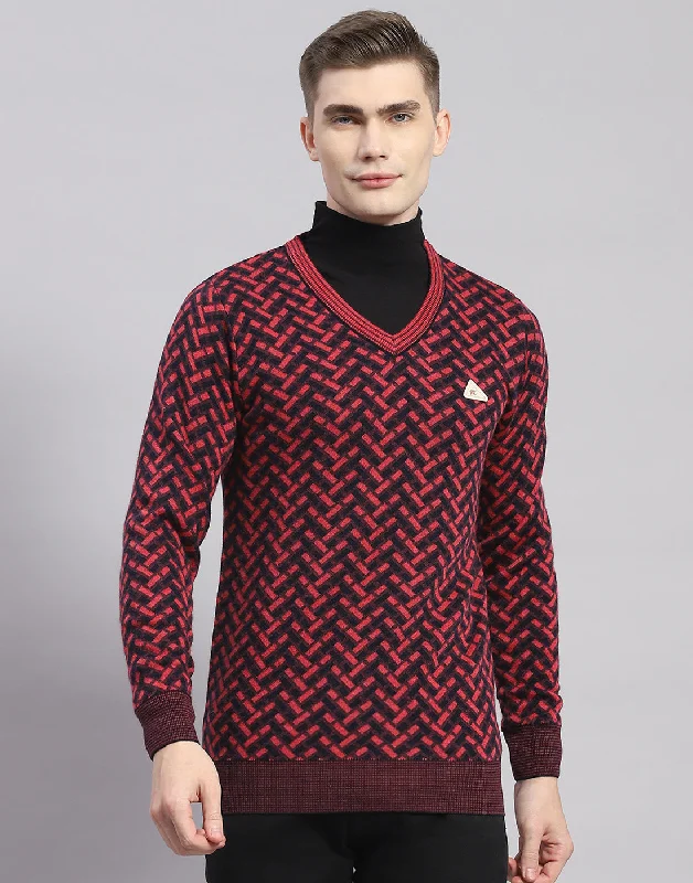 Shop clothing for less – Amazing savings on your favorite styles.  Men Pink Self Design V Neck Full Sleeve Pullover