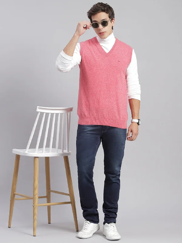 Shop now and save up to 40% on men’s wardrobe essentials. Men Pink Solid V Neck Sleeveless Sweaters/Pullovers Shop now and save up to 40% on men’s wardrobe essentials. Men Pink Solid V Neck Sleeveless Sweaters/Pullovers