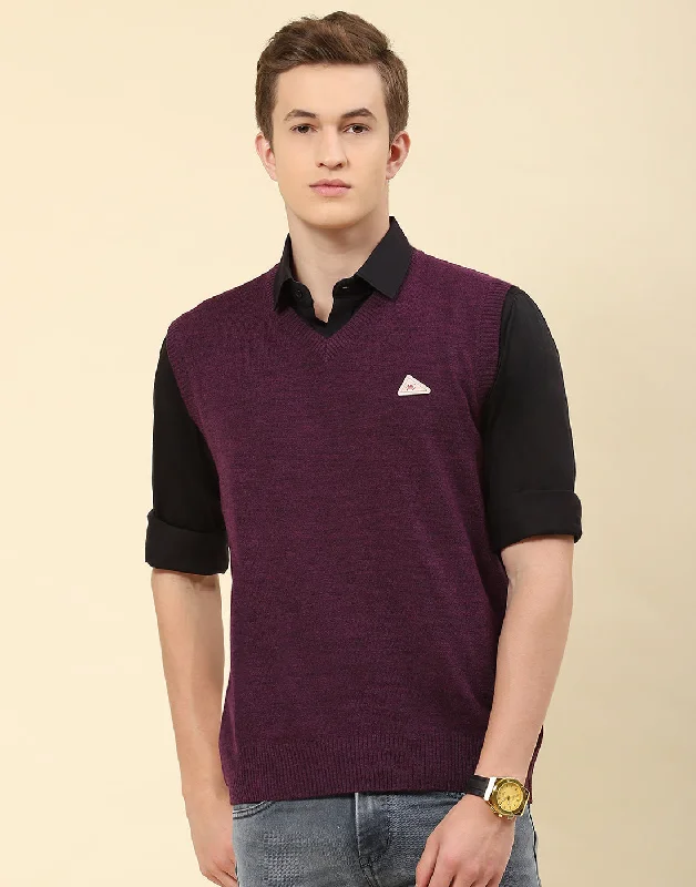 Get fresh fashion for less – Shop trendy clothing at discounted prices.  Men Purple Solid V Neck Sleeveless Sweater