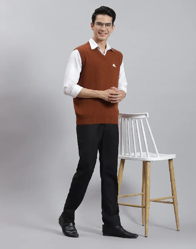 Shop the latest styles in men’s fashion – don’t miss out on these deals! Men Rust Solid V Neck Sleeveless Sweater Shop the latest styles in men’s fashion – don’t miss out on these deals! Men Rust Solid V Neck Sleeveless Sweater