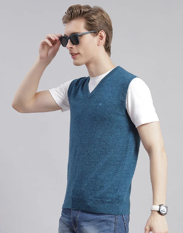 Shop trendy clothing at amazing prices – exclusive deals! Men Turquoise Blue Solid V Neck Sleeveless Sweater Shop trendy clothing at amazing prices – exclusive deals! Men Turquoise Blue Solid V Neck Sleeveless Sweater