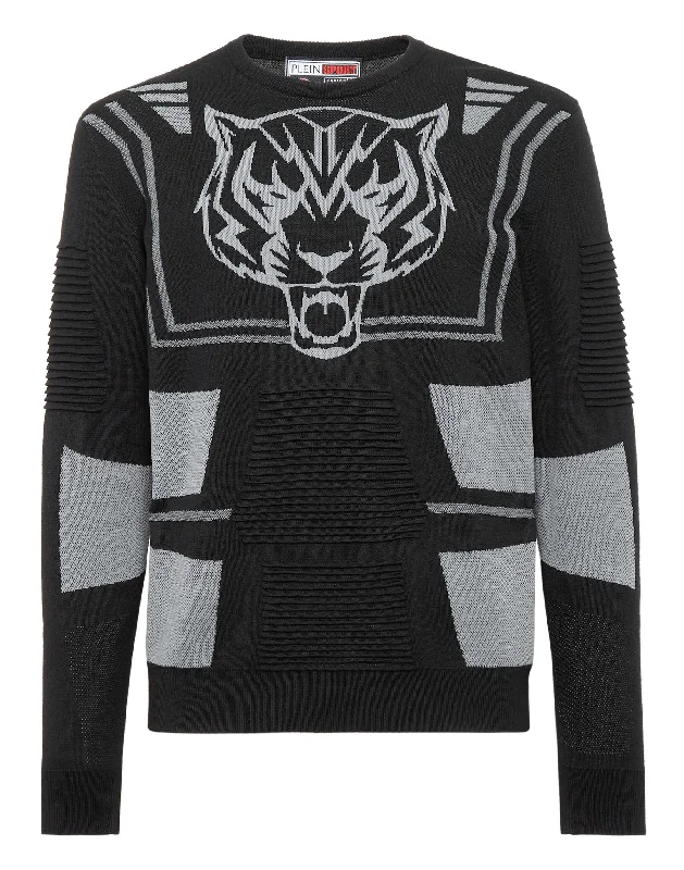 Shop new arrivals in clothing and save up to 60% off select items. Pullover Round Neck LS Shop new arrivals in clothing and save up to 60% off select items. Pullover Round Neck LS