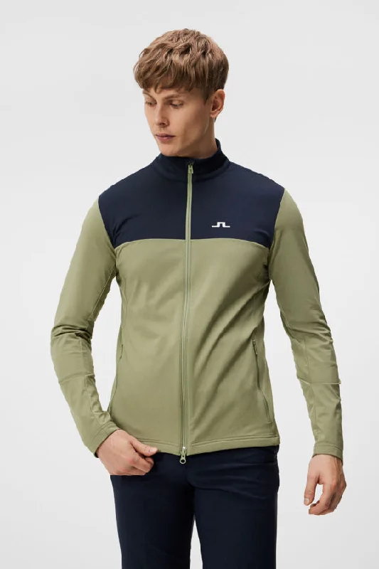 Shop clothing for less – Amazing savings on your favorite styles.  Banks Mid Layer