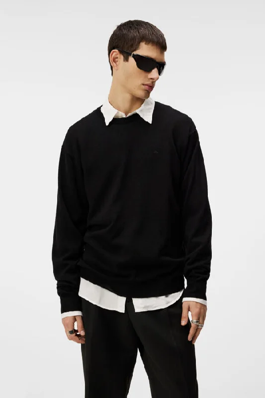 Exclusive online offer: Save 30% on all men's clothing.  Mino Light Merino Sweater