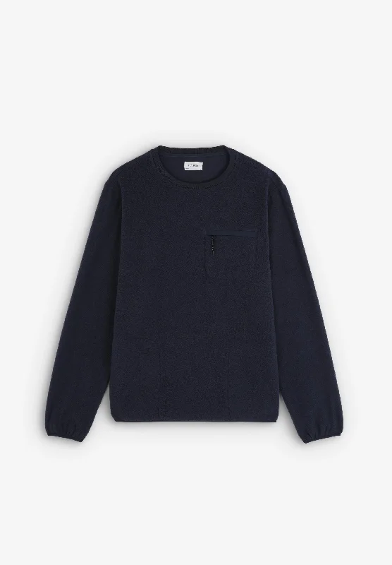 Exclusive discounts on men's fashion – shop today!  ICON FLEECE SWEATER