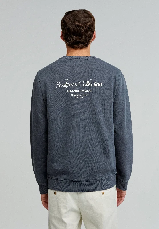 Shop the best fashion at prices you can’t beat. SWEATSHIRT DESBOTADA COM PADRÃO E LOGÓTIPO Shop the best fashion at prices you can’t beat. SWEATSHIRT DESBOTADA COM PADRÃO E LOGÓTIPO