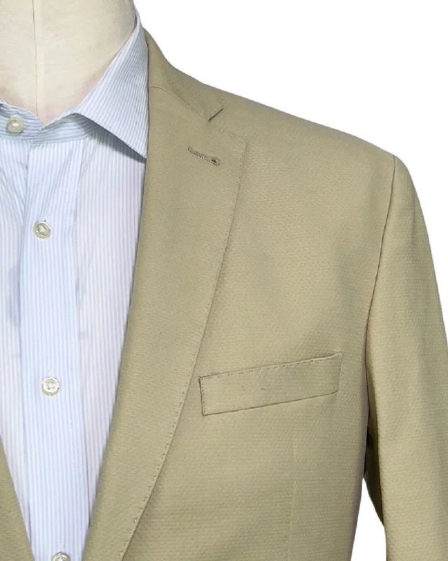 Shop new arrivals in clothing and save up to 60% off select items. Beige Honeycomb Classic Jacket Shop new arrivals in clothing and save up to 60% off select items. Beige Honeycomb Classic Jacket