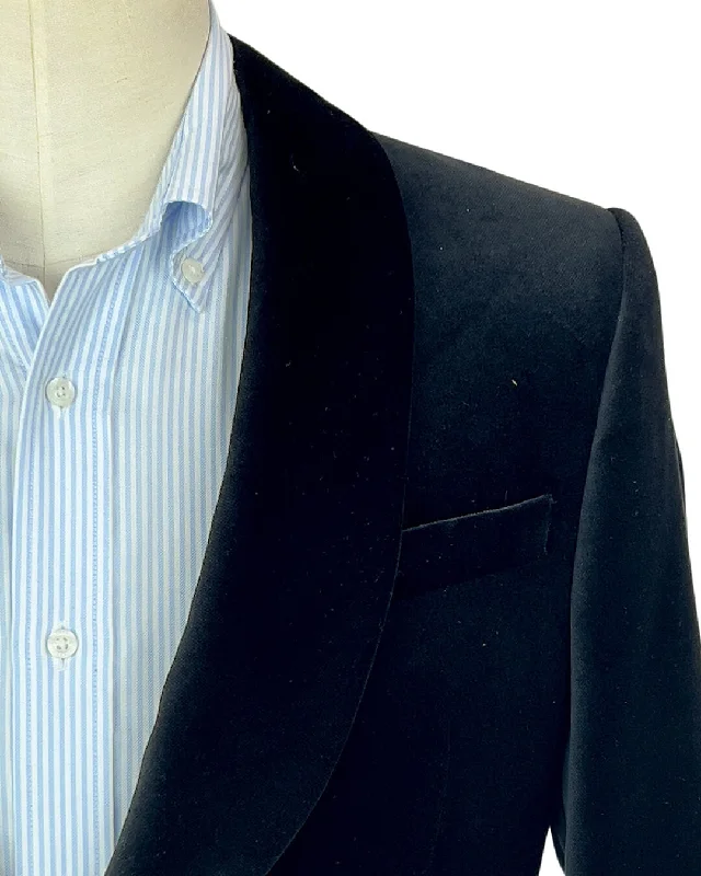 Get 25% off select men’s clothing when you shop online! Black Velvet Shawl Collar Dinner Jacket Get 25% off select men’s clothing when you shop online! Black Velvet Shawl Collar Dinner Jacket