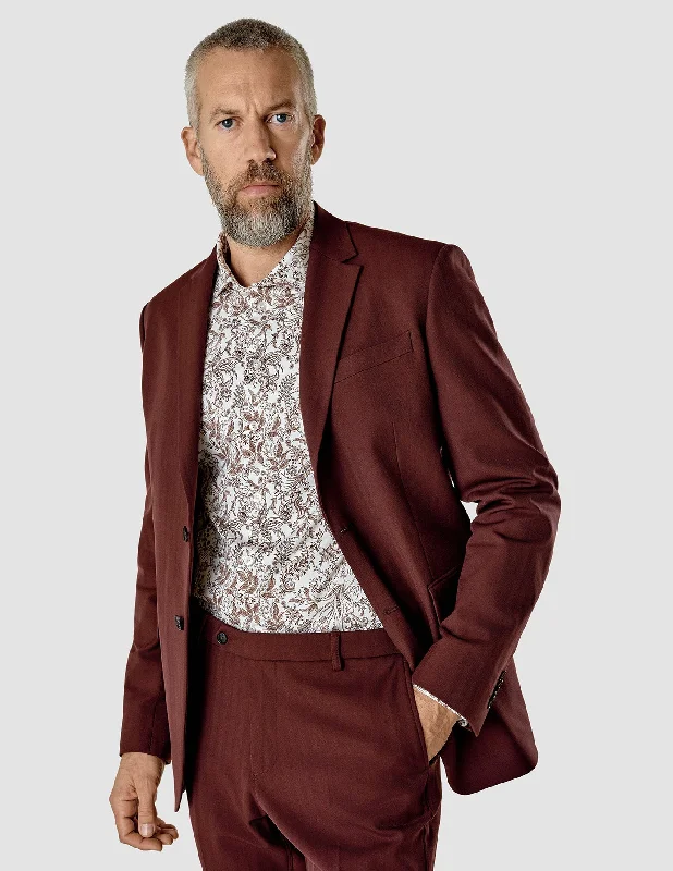 Shop the hottest fashion trends for less – deals you can’t miss. Essential Blazer Mahogany Regular Shop the hottest fashion trends for less – deals you can’t miss. Essential Blazer Mahogany Regular