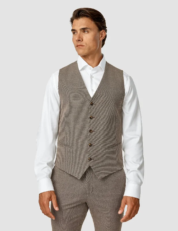 End-of-season sale – men’s clothing essentials up to 60% off! Essential Vest Almond End-of-season sale – men’s clothing essentials up to 60% off! Essential Vest Almond