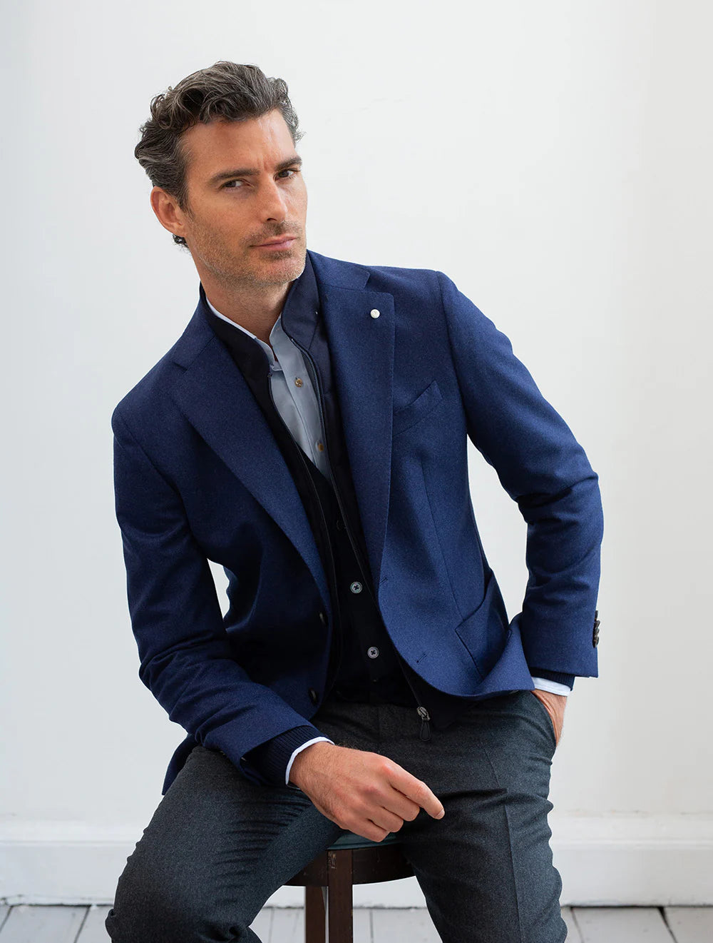 Big discounts – don’t miss out! Royal Blue Solid Wool Hybrid Sport Jacket with Bib - Luigi Bianchi Big discounts – don’t miss out! Royal Blue Solid Wool Hybrid Sport Jacket with Bib - Luigi Bianchi