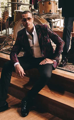 Save up to 60% on new arrivals in clothing – Shop now!  Vibrante Sport Coat