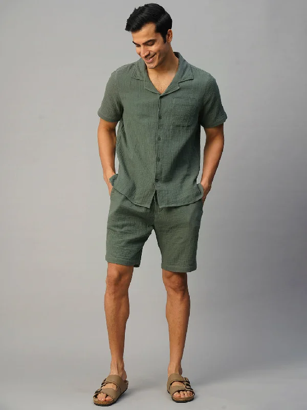 Shop the latest clothing deals – Huge discounts on fashion essentials! Men's Grey Cotton Loose Fit Shirt Shop the latest clothing deals – Huge discounts on fashion essentials! Men's Grey Cotton Loose Fit Shirt