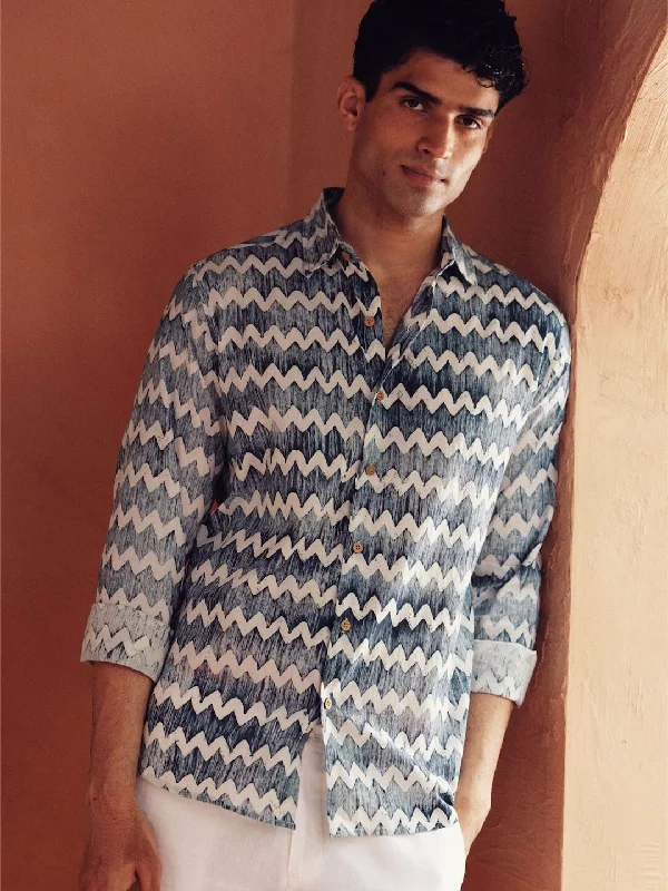 Grab your favorites before they’re gone – men’s clothing at great prices. Men’s Cotton Batik Printed Slim Fit Navy Shirt Grab your favorites before they’re gone – men’s clothing at great prices. Men’s Cotton Batik Printed Slim Fit Navy Shirt