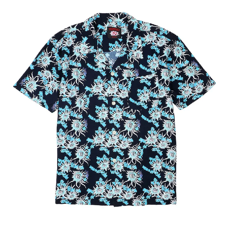 Best clothing deals . – Save up to 70% on trendy styles. TROPICALI Short Sleeve 1-Pocket Flat Collar Hawaiian Shirt - Old Blue Flower Best clothing deals . – Save up to 70% on trendy styles. TROPICALI Short Sleeve 1-Pocket Flat Collar Hawaiian Shirt - Old Blue Flower