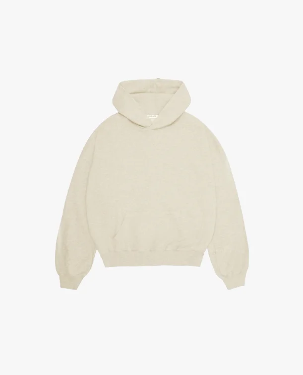 Get stylish outfits for every occasion – Shop now and save!  COZY HOODIE - OAT